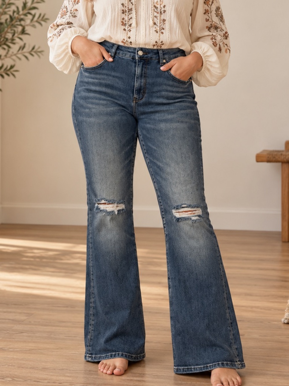 Anthro Pilcro The Icon High Rise Flare Jeans Size 33 Distressed Knee Medium Wash